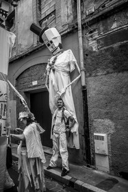 Des photographies en couleur, où les gens sont magnifiés par la lumière chaude du soleil